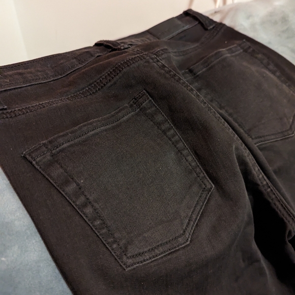 Outland womens distressed denim - Picture 6 of 6